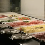 Szálloda Almhotel Kaernten 4*