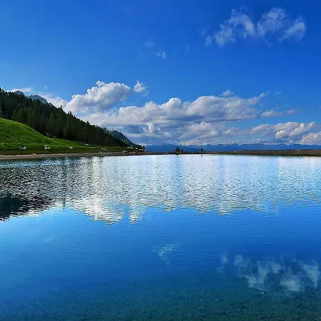 Almhotel Kaernten Szálloda