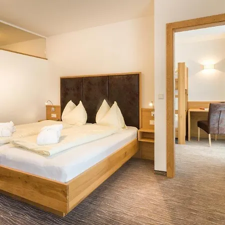 Almhotel Kaernten