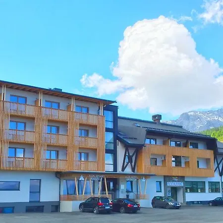 Hotel Almhotel Kaernten