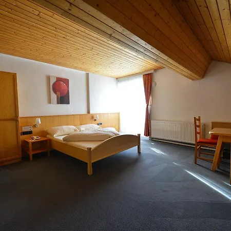 Almhotel Kaernten ホテル 4*