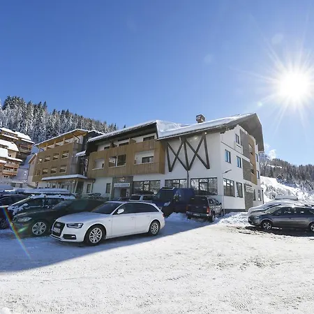 Hotel Almhotel Kaernten Sonnenalpe Nassfeld