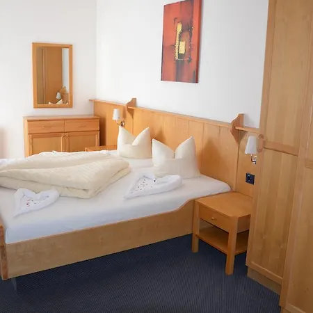 Almhotel Kaernten ホテル ゾンネンアルペ・ナスフェルト