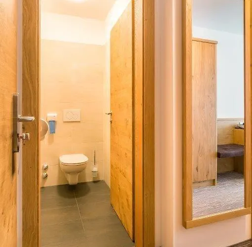 Almhotel Kaernten 4*